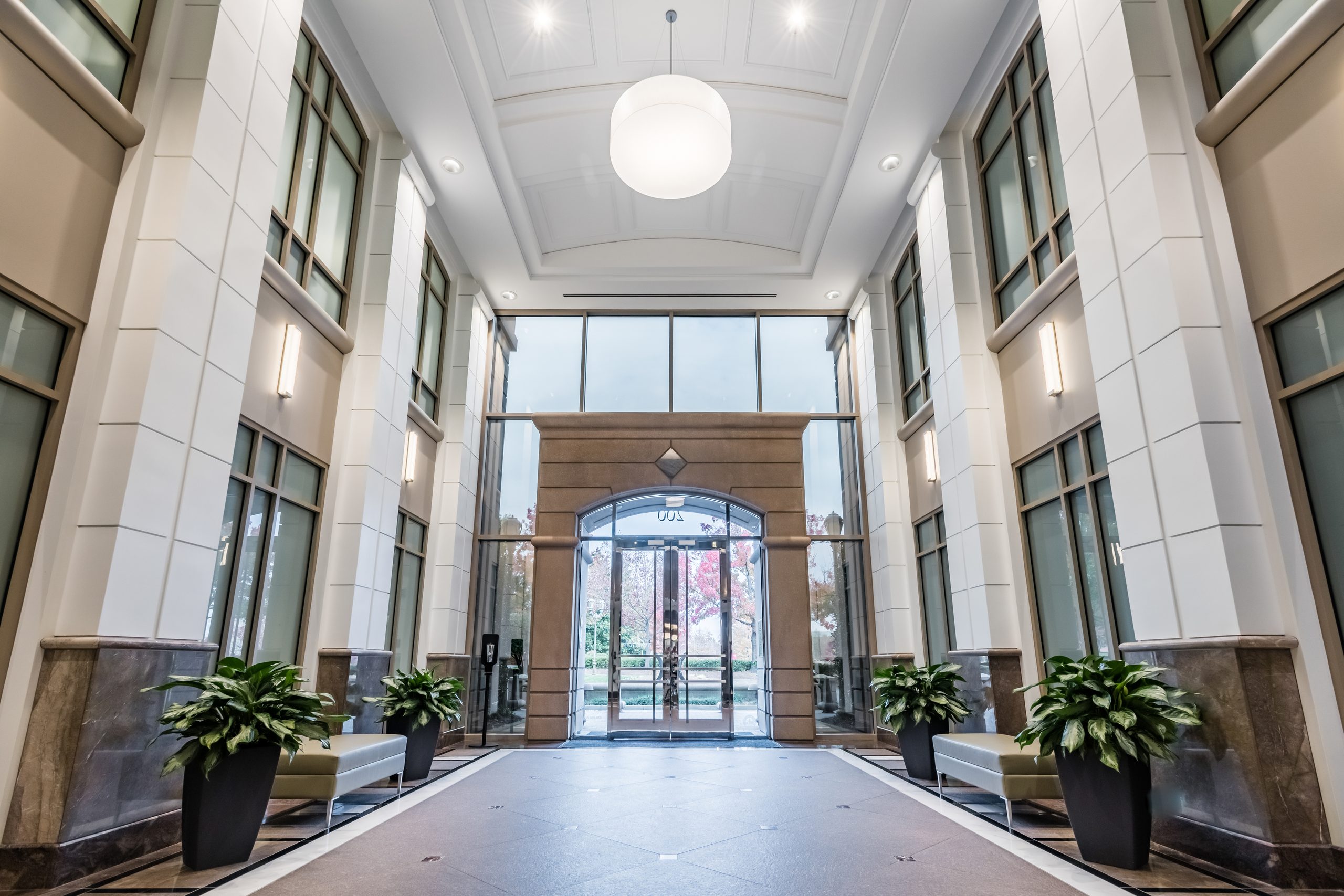 Two-story lobby at Mansell Overlook 200